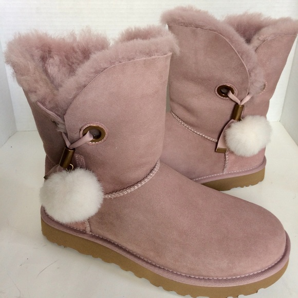 irina star charm ugg